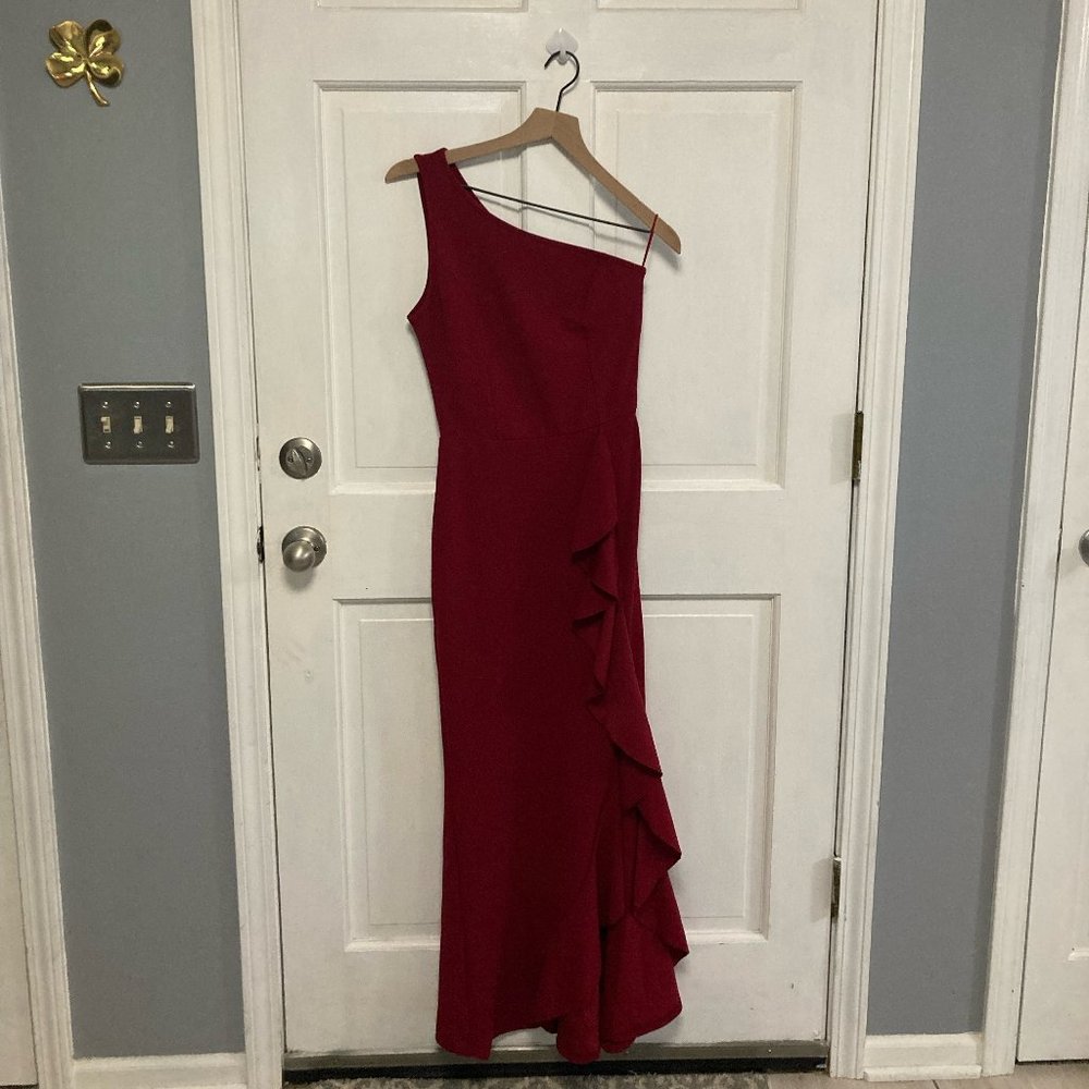 BTFBM Solid Wine Red Bridesmaid Dress size S. NWT!